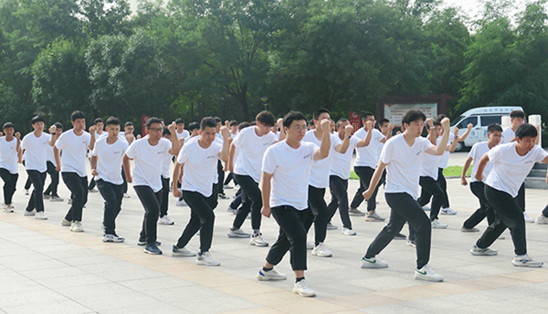 軍訓(xùn)3 軍訓(xùn)3